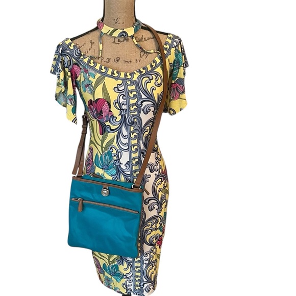 Michael Kors Handbags - MICHAEL KORS Large Pocket Crossbody - Deep Turquoise - Excellent